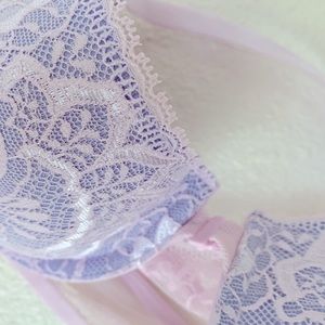 Victoria’s Secret lavender bralette with light pink floral laced V back 32 D